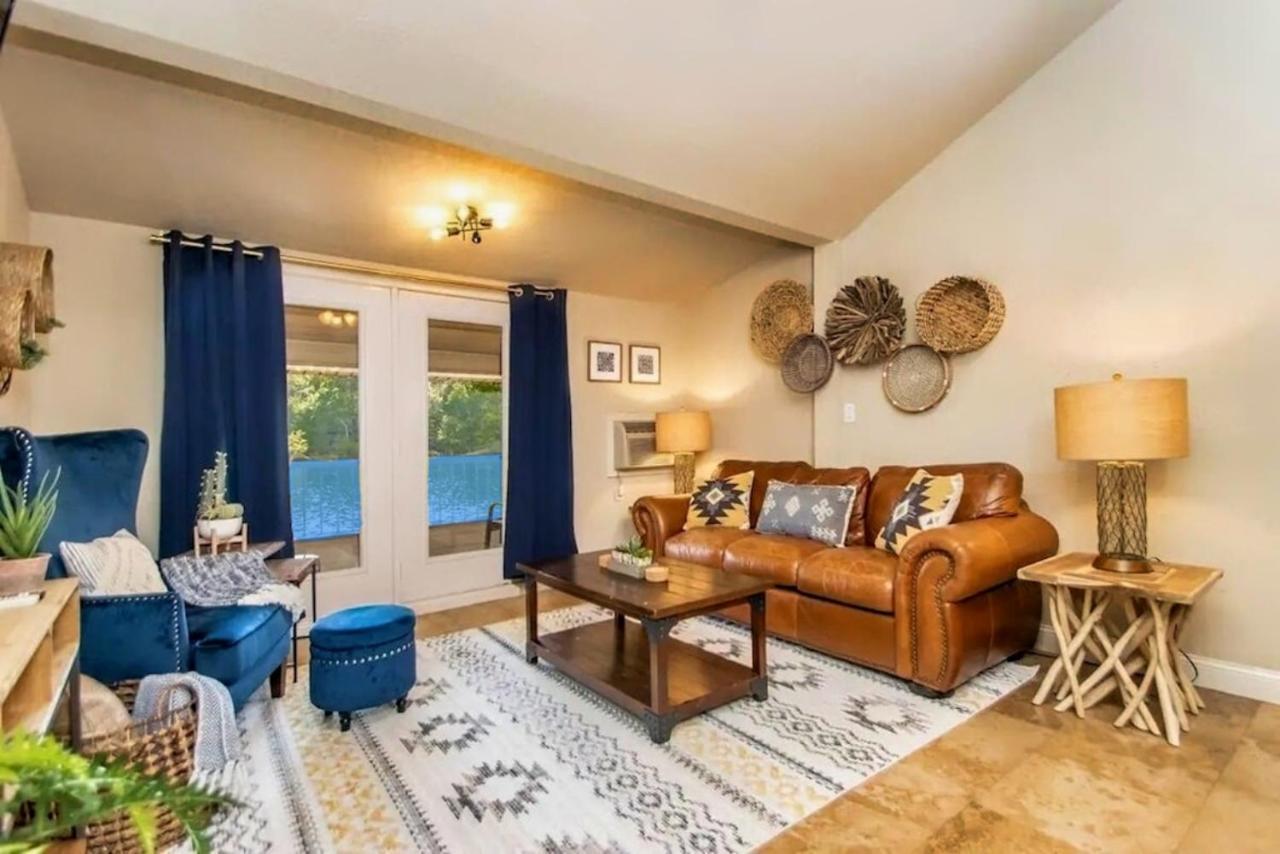 Boho Lakefront Condo With Stunning Views! Hawes Eksteriør billede
