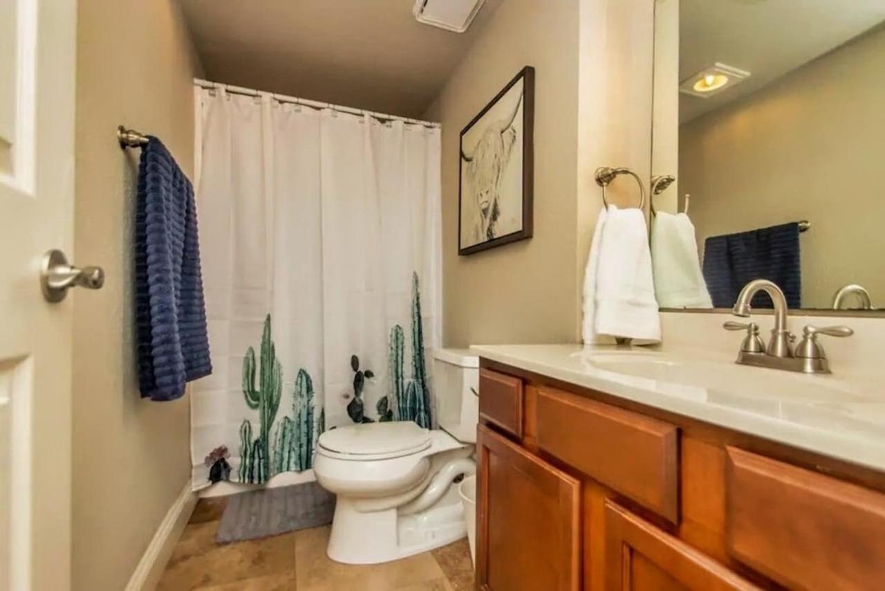Boho Lakefront Condo With Stunning Views! Hawes Eksteriør billede